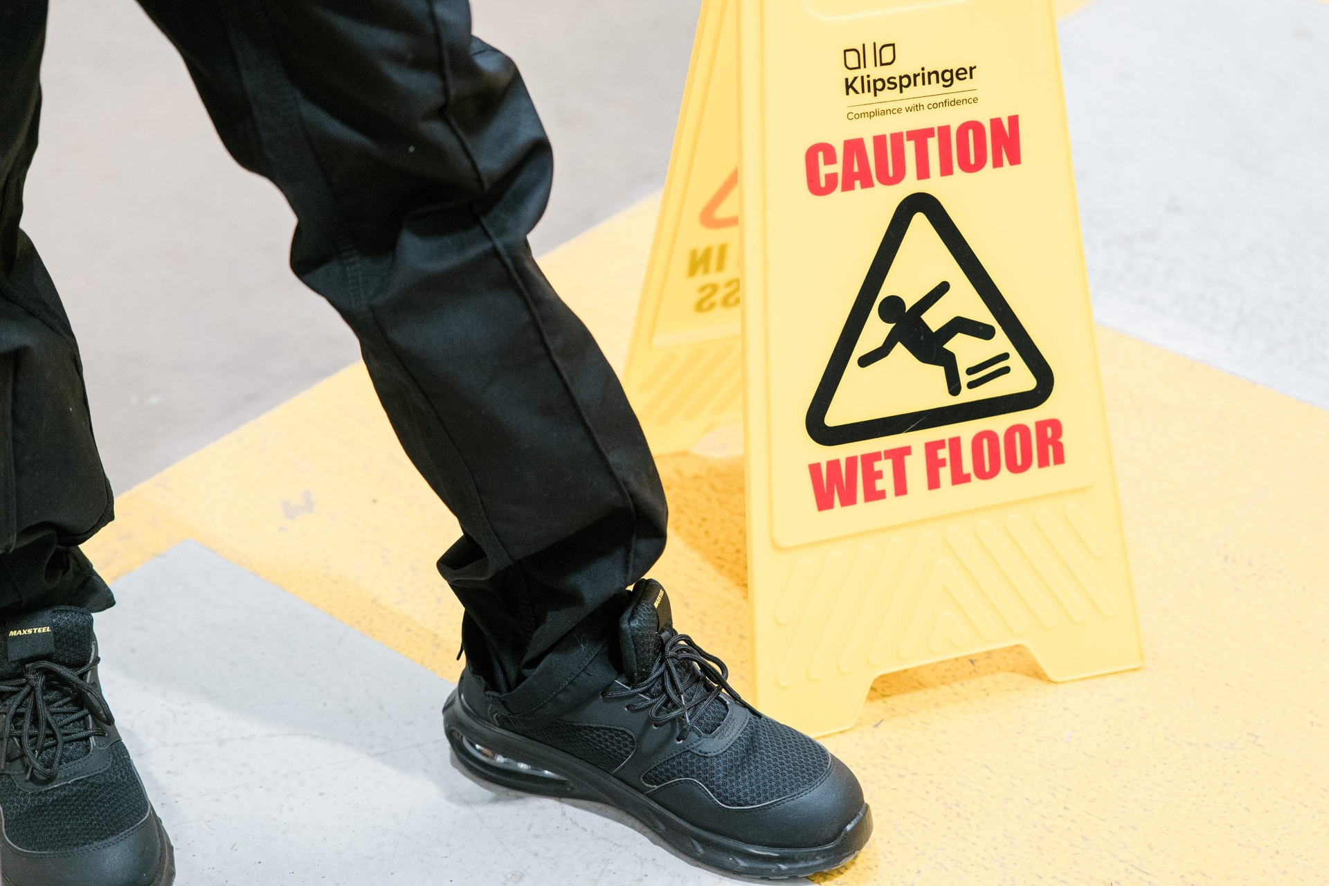 <h2 class="display-5"><span class="half">We Work </span>the Way You Do</h2>

