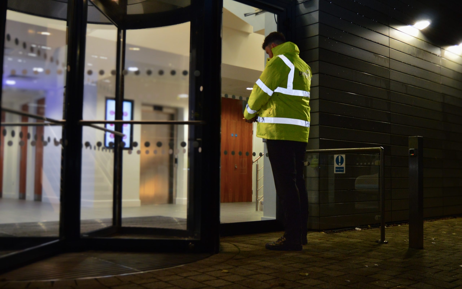 <h2>Expert Guarding Services Across Birmingham and the West Midlands</h2>

