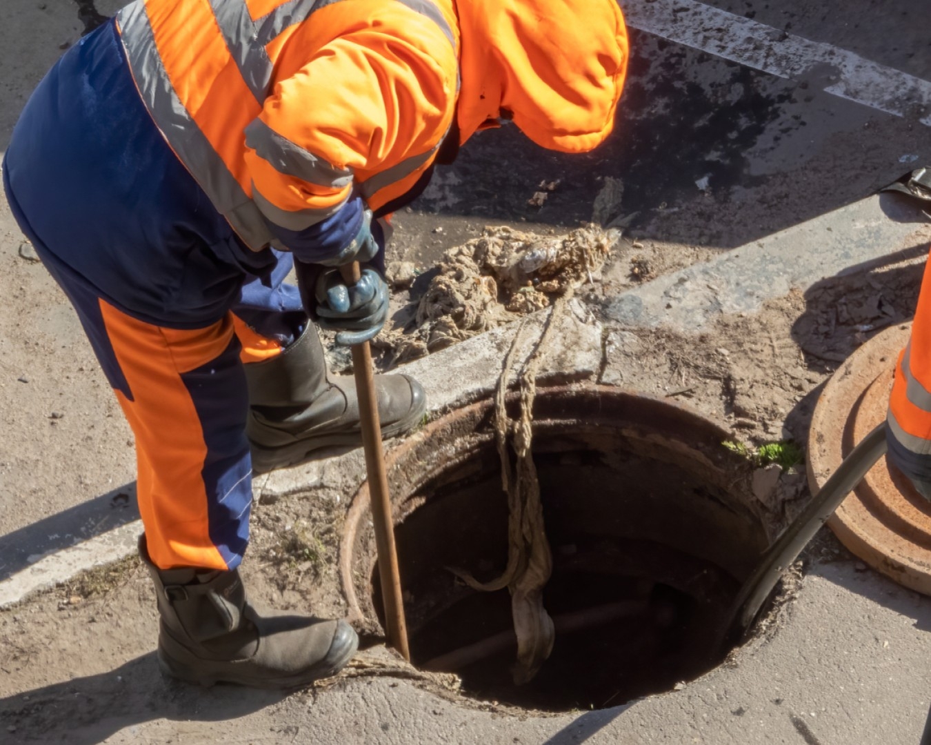 <h2 class="display-5">Contamination &amp; Drainage Cleaning</h2>
